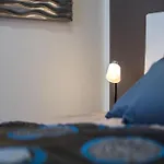 Bleu Villa - Three Bedroom Villa With Balcony And City View